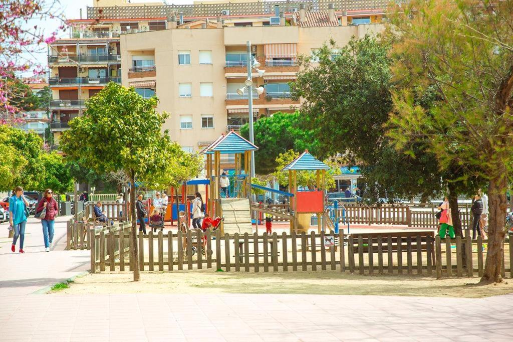 Al11 Apartamento Albert Lloret de Mar Kültér fotó